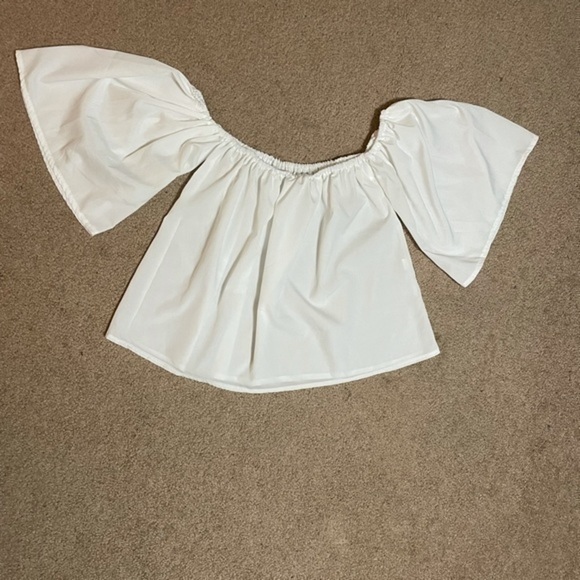 White off the shoulder lose flowy top XS - Picture 6 of 10